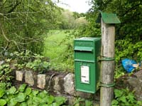 KG090656 old post box before removal